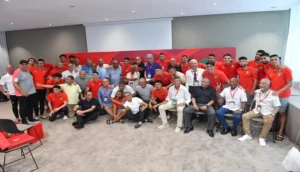 الجامعة الملكية تكرم أساطير المنتخب المغربي من فاس ومكناس