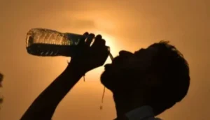 تجنب هذا المشروب في موجات الحرّ