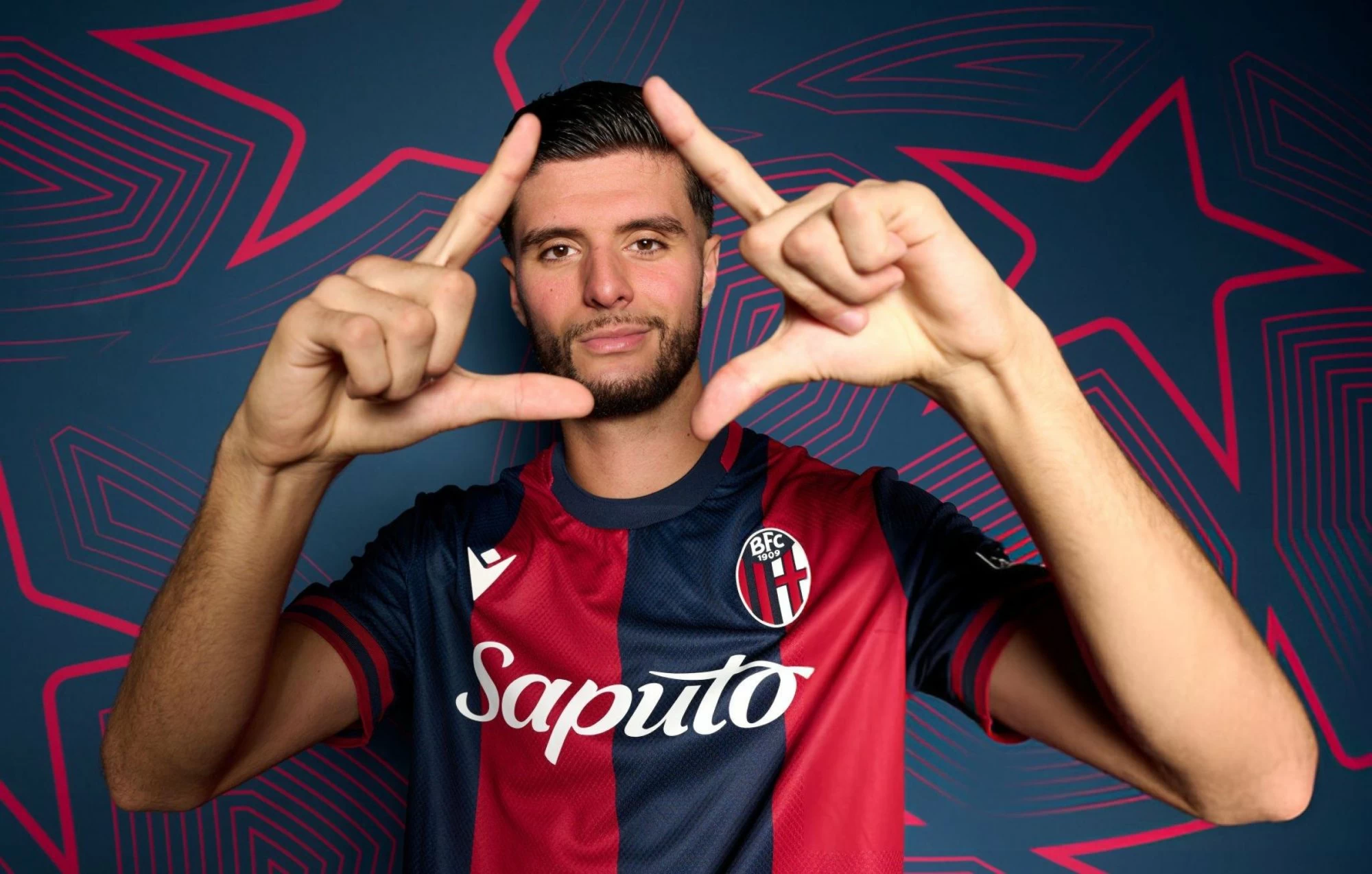 أنور العزوزي