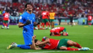 ياسين بونو وحكيمي