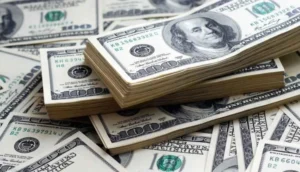 ارتفاع الدولار مقابل العملات الأخرى
