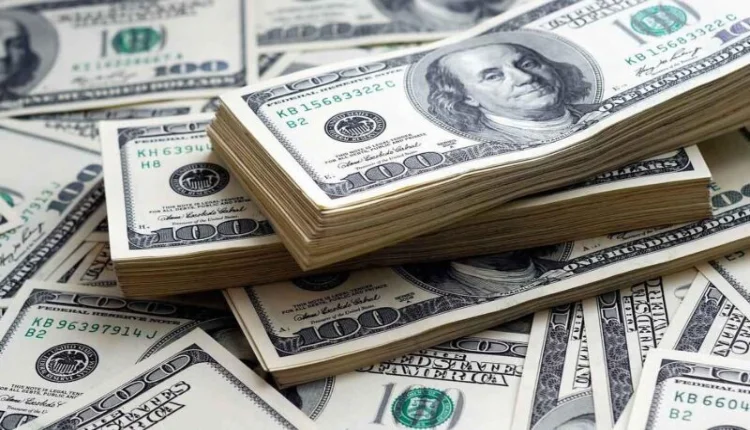 ارتفاع الدولار مقابل العملات الأخرى
