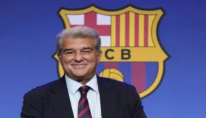 لابورتا يكافئ لاعبي برشلونة بمكافأة ضخمة