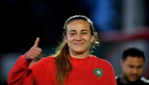 فالنسيا يحسم مستقبل المغربية ياسمين لمرابط