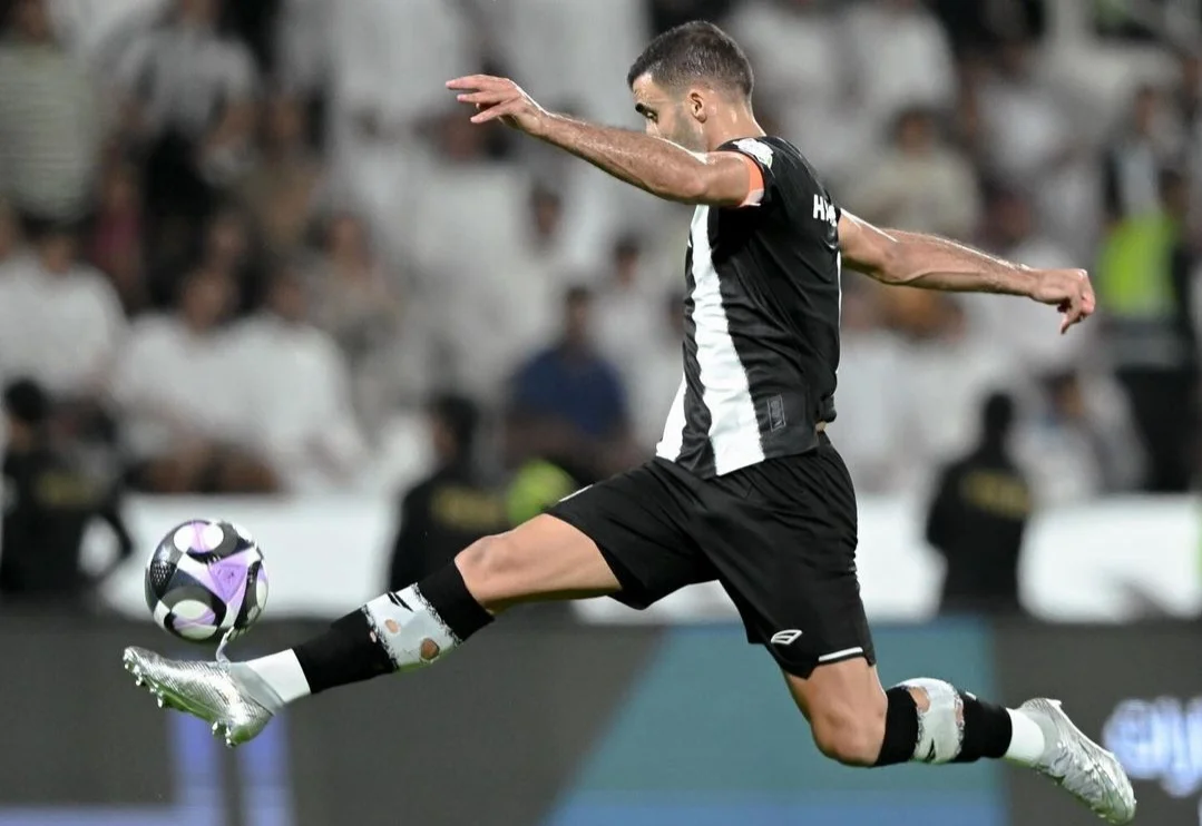 عبد الرزاق حمد الله لاعب الشباب السعودي