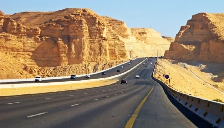 وزير التجهيز يبشر المغاربة بخصوص الطرق السريعة
