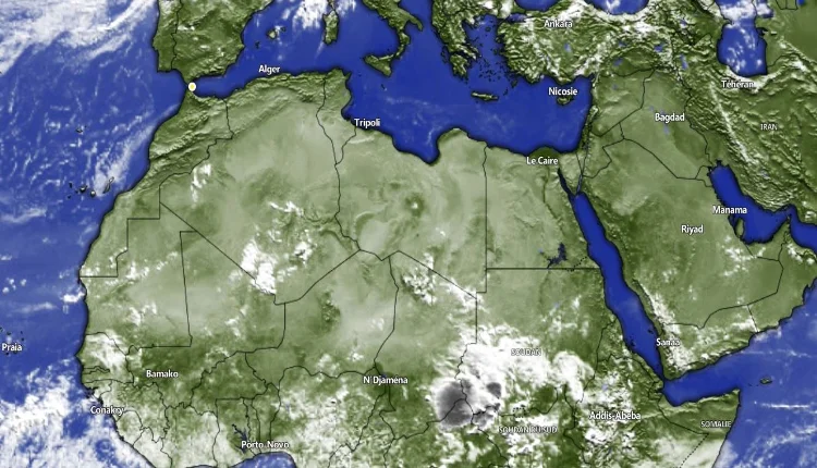 توقعات الطقس لشهر غشت 2025