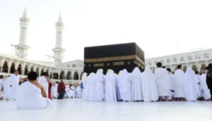السعودية تفتح العمرة مجانًا لمواطني هذه الدول العربية
