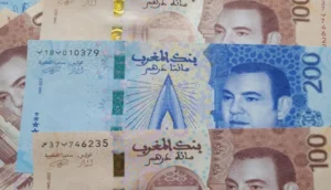 مجلس الحكومة يصادق على مشروع مرسوم لتحديد سقف السلفات والأموال لمؤسسات التمويل الصغير