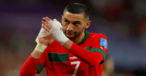 حكيم زياش بقميص المنتخب المغربي