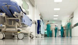 مهنيو الصحة.. الحكومة تصرف تعويضات الأخطار المهنية