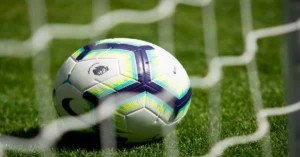 نتائج وترتيب الدوري الإنجليزي الممتاز بعد مباريات الجولة الرابعة موسم 2025 22 الدوري الإنجليزي