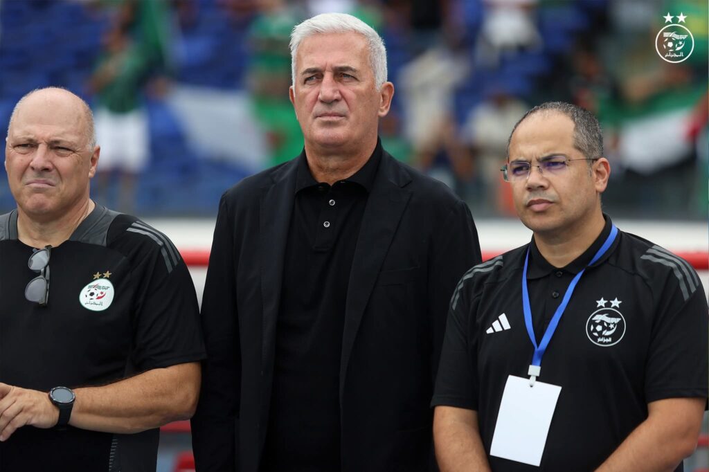 حفيظ دراجي غاضب بعد تعادل الجزائر: المنتخب ليس متحفًا للذكريات 3 G0V lkgXgAADZE4 1