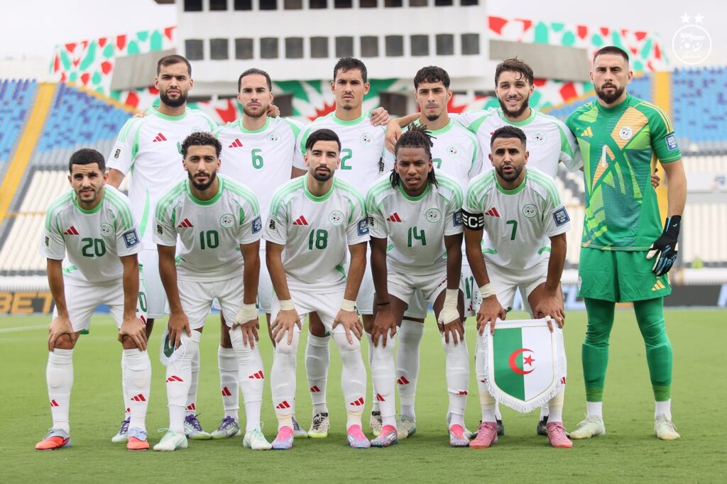حفيظ دراجي غاضب بعد تعادل الجزائر: المنتخب ليس متحفًا للذكريات 2 G0V lnrW4AAsNtd 1