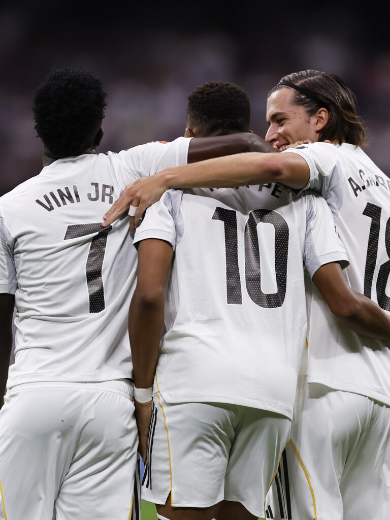 ريال مدريد يواصل تألقه في الليغا ويحقق فوزه الخامس على التوالي أمام إسبانيول 4 G1TgZw8WsAAYIZL