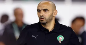 وليد الركراكي يفكر في كأس إفريقيا 2025