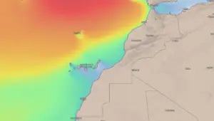 اضطراب البحر وارتفاع الأمواج في طقس المغرب