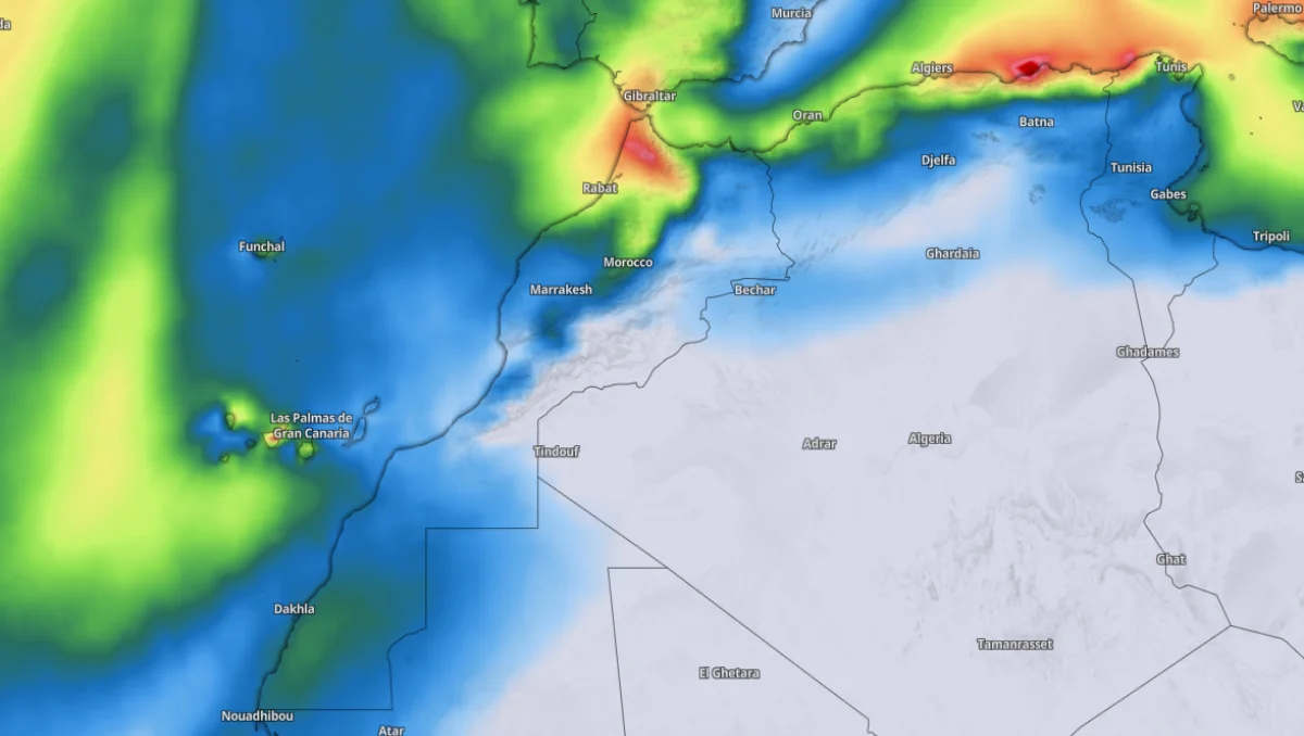 توقعات لحالة جوية استثنائية تضرب المغرب والجزائر