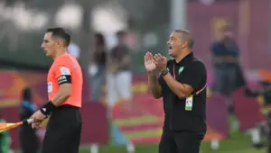 نبيل باها/ المصدر/ الجامعة على x