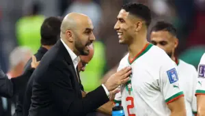 وليد الركراكي وأشرف حكيمي ـ أرشيف ـ