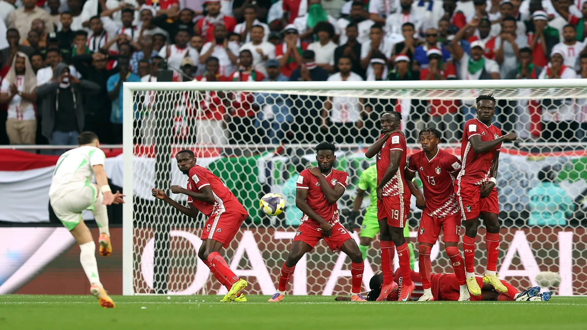 كأس العرب.. منتخب السودان أمام الجزائر