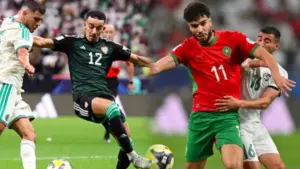 المغرب في مواجهة الإمارات بكأس العرب