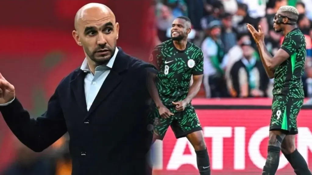 وليد الركراكي ولاعبي المنتخب النيجيري