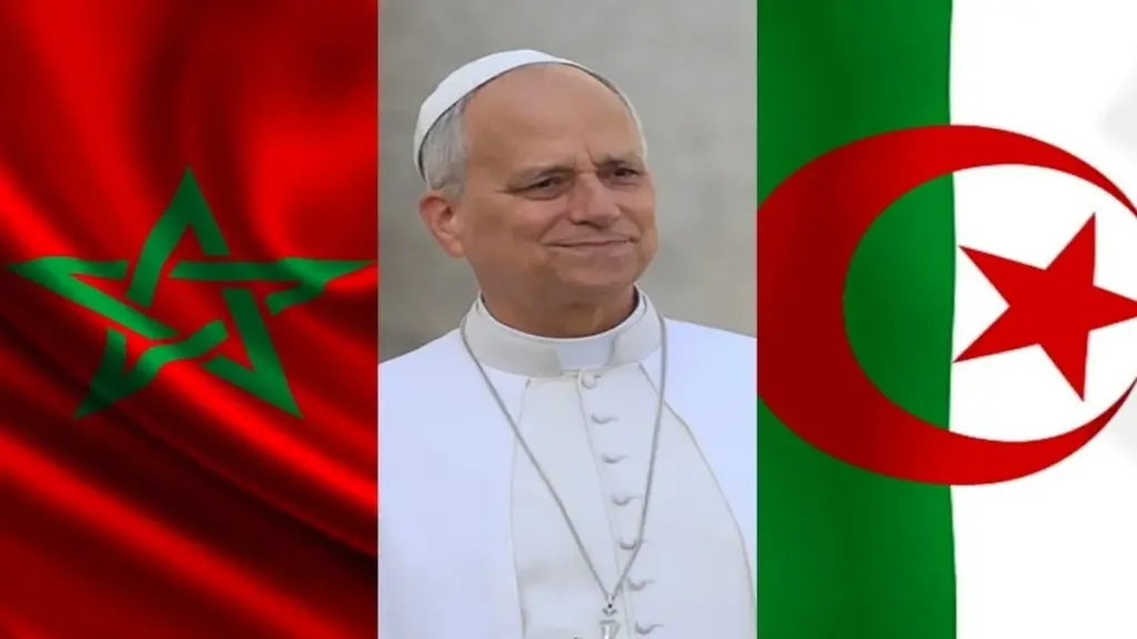 بابا الفاتيكان وعلمي المغرب والجزائر