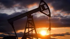 النفط يرتفع بسبب حرب الشرق الأوسط