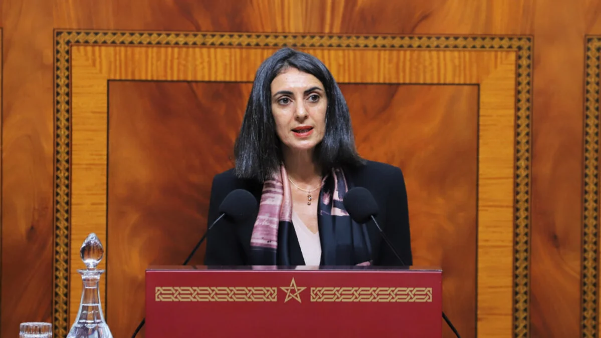 وزيرة الاقتصاد: الوضعية الاقتصادية بالمغرب سليمة والنمو يقترب من 5%