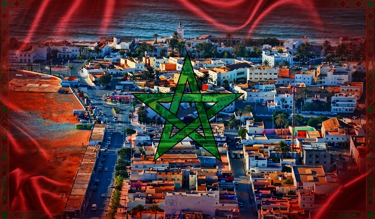 سيدي إفني وعلم المغرب ـ صورة مركبة ـ