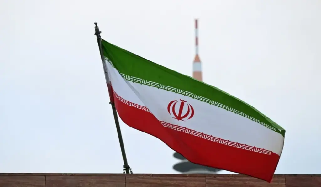 علم إيران