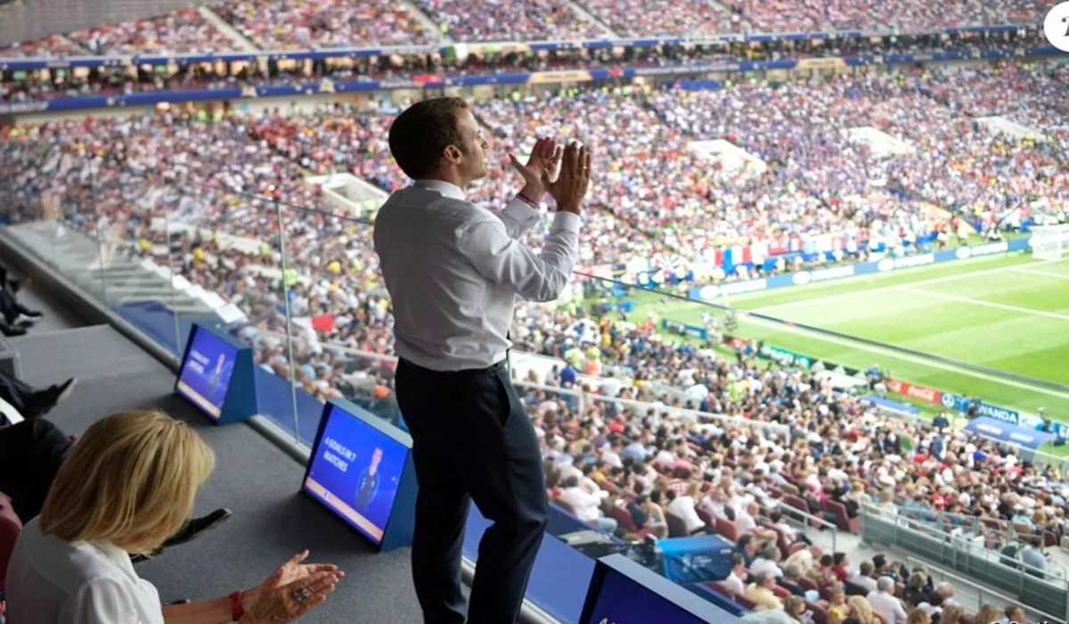 إيمانويل ماكرون خلال نهائي مونديال 2022 بقطر
