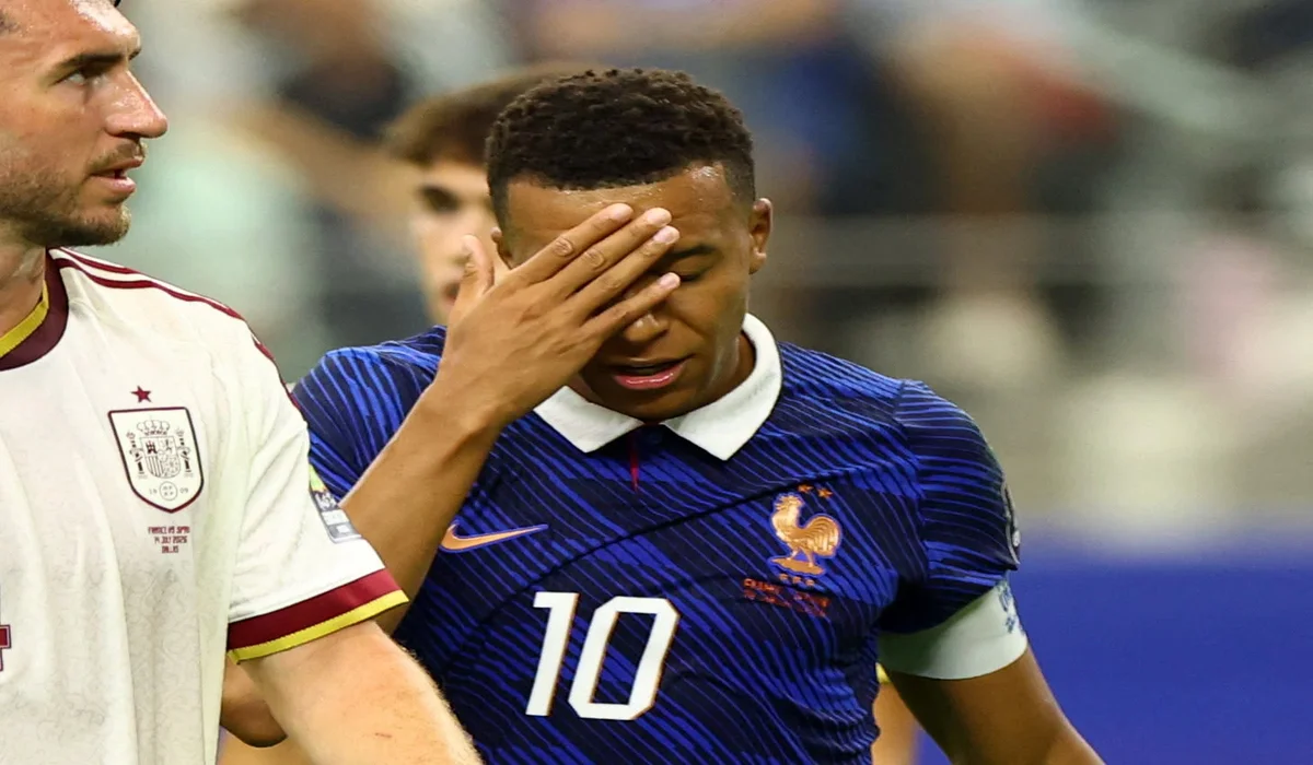 مبامبي نجم منتخب فرنسا