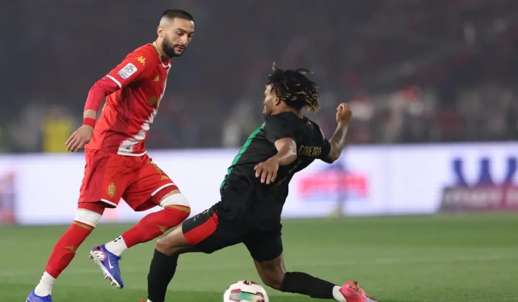 حكيم زياش بقميص الوداد الرياضي