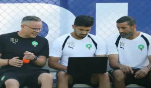 محمد وهبي رفقة طاقمه ـ أرشيف ـ