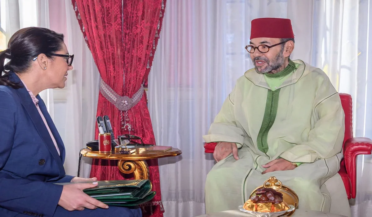الملك محمد السادس يستقبل فاطمة الزهراء المنصوري