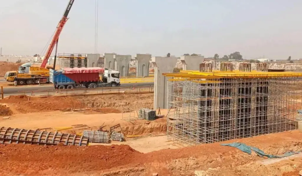 الطريق السيار القاري بين الرباط والدار البيضاء