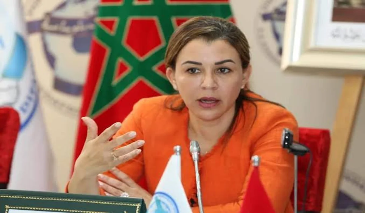 عائشة كلاع